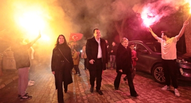 AKHİSAR AKSELENDİ HALKI ‘DUTLULU’ DEDİ