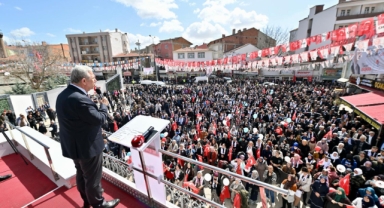 Ankara Büyükşehir Belediye Başkan Adayı Mansur Yavaş, Haymanalılarla buluştu.