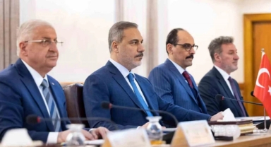 Bakan Fidan'dan Irak'ta kritik temaslar