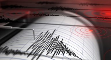 Balıkesir'de korkutan deprem