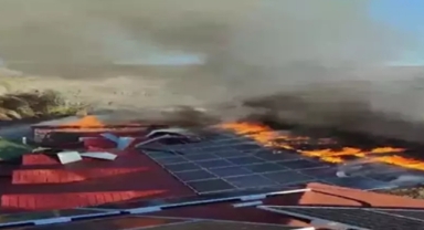 Bingöl'de termal tesisin çatısı yanarak küle döndü