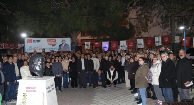 Burhaniye Belediye Başkanı Ali Kemal Deveciler Necdet Tosun Parkı’nda hemşehrileriyle buluştu.