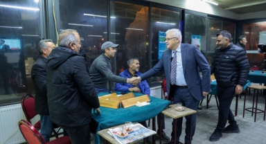 Burhaniye Belediye Başkanı Deveciler Hürriyet Mahallesi’ndeki Hemşehrileriyle Buluştu