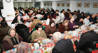 BÜYÜKŞEHİR’İN GELENEKSEL İFTAR BULUŞMALARI BAŞLADI