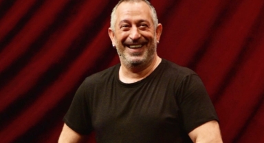 Cem Yılmaz gelirini bağışladı