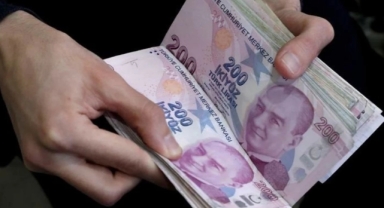 Emeklilere ikramiye zammı meclisten geçti 