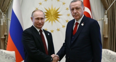 Erdoğan Putin'i seçim zaferi için tebrik etti