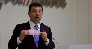İmamoğlu elindeki parayı gösterip anlattı