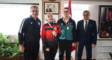 Karateciler Kemer’e 2 altın madalya ile döndü