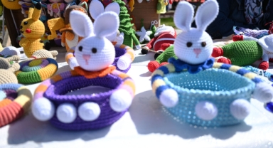 Kemer’de üreten ev hanımları kermesi yapıldı