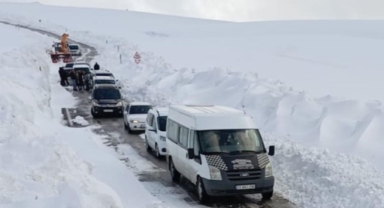 Mahsur kalan 60 kişi kurtarıldı