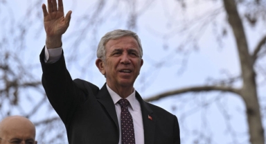 Mansur Yavaş elindeki anket sonuçlarını paylaştı