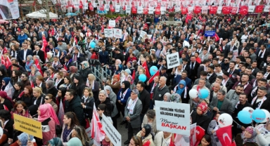 MANSUR YAVAŞ NALLIHAN’DA VATANDAŞLARLA BULUŞTU