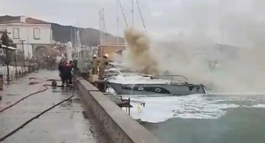 Milyonluk tekne kül oldu