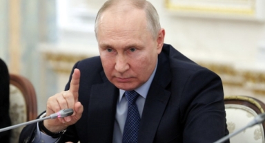 Rusya'da sandıktan Putin çıktı