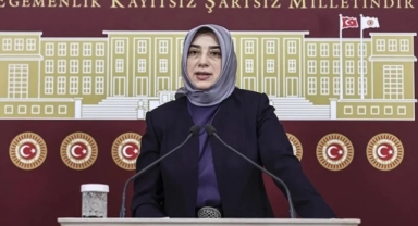 AK Parti'den görevden alındığı iddialarına yalanlama