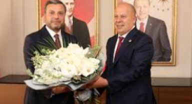 Ali Demirçalı, Yüreğir Belediye Başkanı olarak göreve başladı