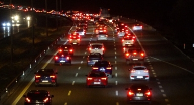 Anadolu Otoyolu’nda trafik kilit