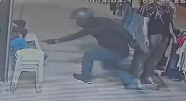 Çay içerken bacağından vuruldu