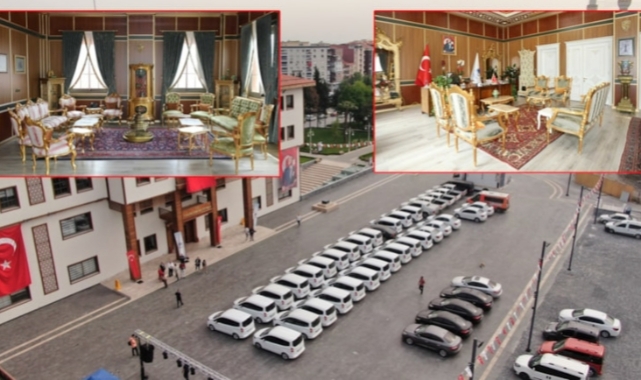CHP'li başkan ihtiyaç fazlası araçları meydanda sergiledi