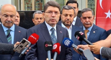 'DEM Parti teröre desteğe devam ederse kapatılabilir'