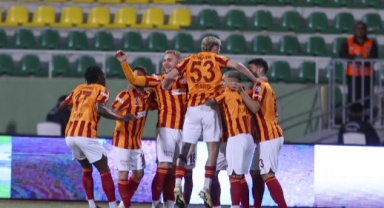 Fenerbahçe sahadan çekildi