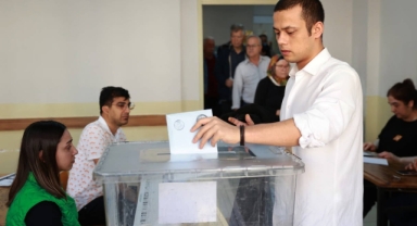 Gençlerin tercihi CHP oldu