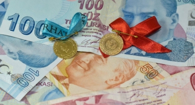 Gram altın rekora koşuyor