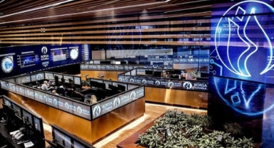 Günü 10.082,77 puanla rekor seviyeden tamamladı