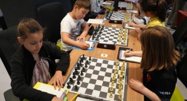 Kartal’da ‘23 Nisan Ulusal Egemenlik ve Çocuk Bayramı Satranç Turnuvası’nda Hamleler Yarıştı