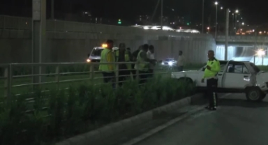 Kayseri'de otomobil tramvay yoluna girdi