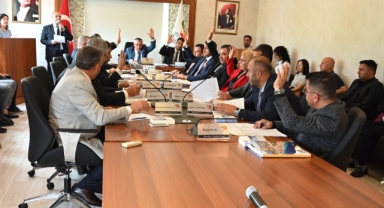 Kemer Belediyesinde Yerel seçimlerin ardından ilk meclis toplandı