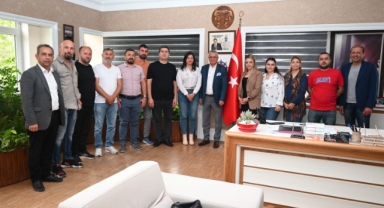 Kemerli Minik futbolcuların velilerinden teşekkür ziyareti 