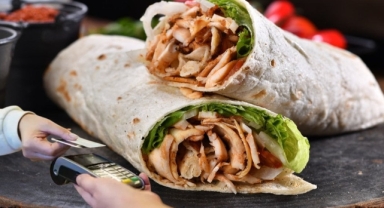 Kredi kartıyla en çok döner ve köfte yeniyor