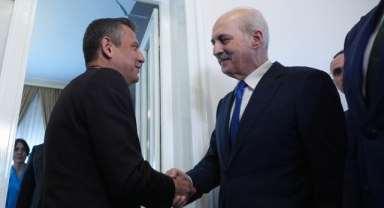 Kurtulmuş 'yeni anayasa' turuna başladı