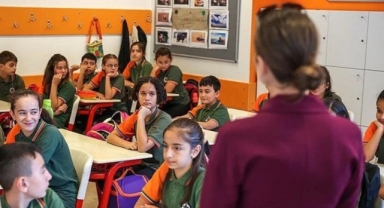 Okullarda müfredat değişiyor