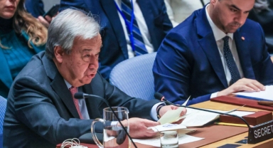 'Orta Doğu bir uçurumun kenarında'