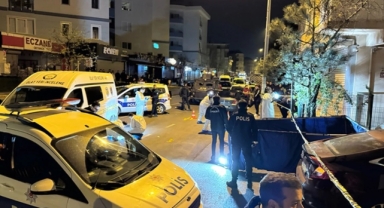 Otomobilden inerken kurşun yağmuruna tutuldu 