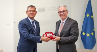 Özel, AKPM Başkanı ile görüştü