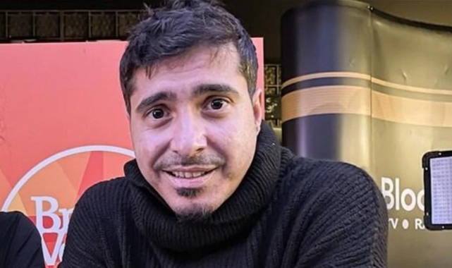 Şarkıcı Ferman Akgül Türkiye'den taşınıyor