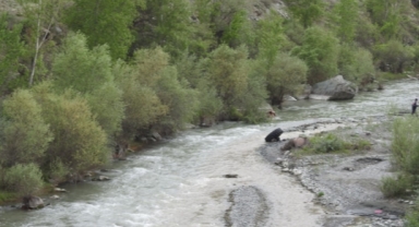 Traktör 600 metreden Devrez Çayı'na uçtu