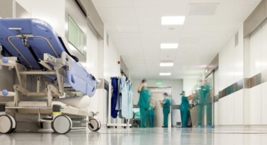 5 kişinin midesinden 3 kilo uyuşturucu çıkarıldı