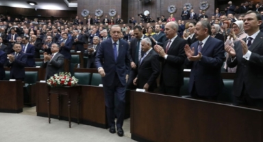 'AKP, elde avuçta ne varsa satacak!'