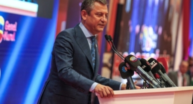 'Anayasa tartışmaları gündeme sis etkisi yapıyor'