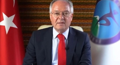 Belediye Başkanı çalışanları tarafından dövüldü 