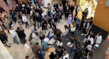 Bir AVM faciası daha