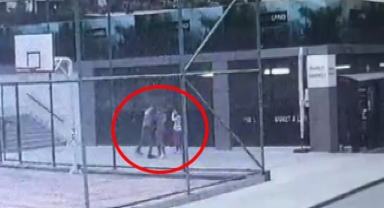 Bir kadın çocuğunun yanında saldırıya uğradı