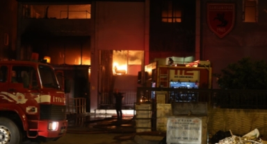 Bölgeye çok sayıda itfaiye sevk edildi