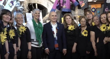 Büyükçekmece Belediyesi Halk Akademisi Güzel Sanatlar Kursu Öğrencilerinden Eşsiz Eserler Tarihi Kurşunlu Han'da Sergilendi