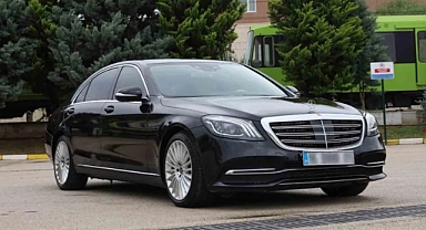 CHP'li Bozbey makam araçlarını satışa çıkardı 